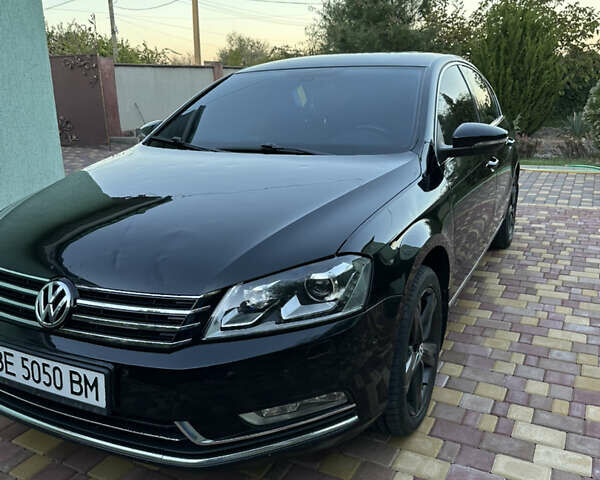 Черный Фольксваген Пассат, объемом двигателя 1.8 л и пробегом 245 тыс. км за 11500 $, фото 7 на Automoto.ua