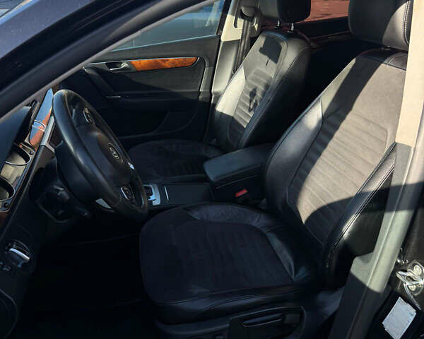 Черный Фольксваген Пассат, объемом двигателя 1.97 л и пробегом 243 тыс. км за 11400 $, фото 27 на Automoto.ua