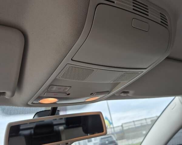 Черный Фольксваген Пассат, объемом двигателя 1.8 л и пробегом 198 тыс. км за 10999 $, фото 45 на Automoto.ua