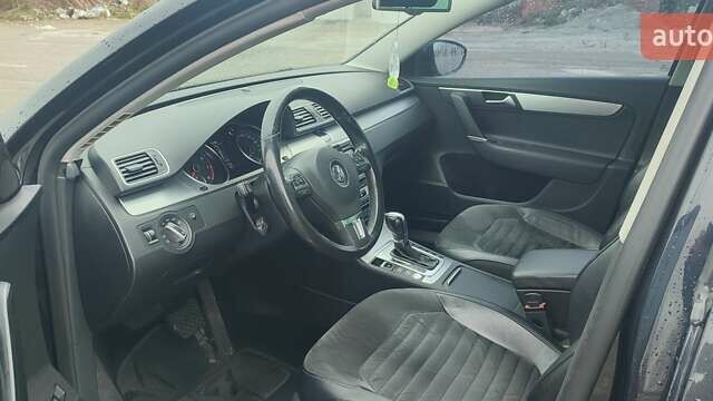 Черный Фольксваген Пассат, объемом двигателя 1.98 л и пробегом 324 тыс. км за 7999 $, фото 13 на Automoto.ua