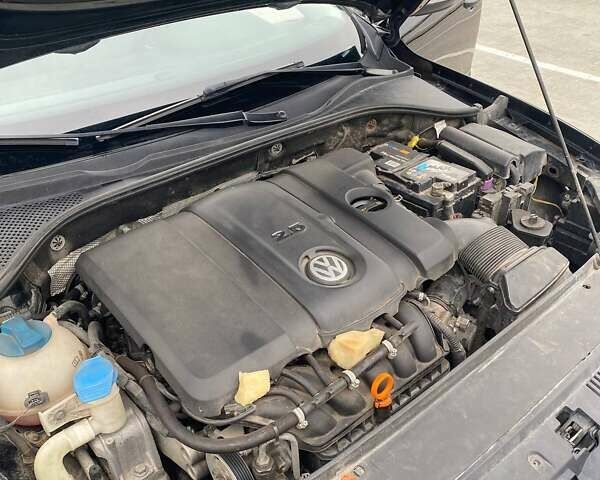 Черный Фольксваген Пассат, объемом двигателя 2.5 л и пробегом 282 тыс. км за 10800 $, фото 7 на Automoto.ua