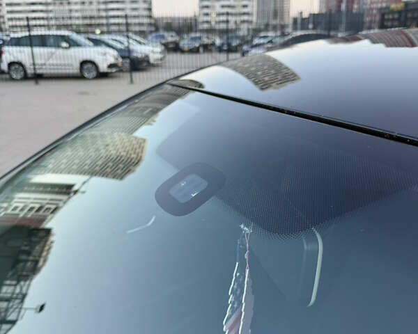 Черный Фольксваген Пассат, объемом двигателя 2.5 л и пробегом 247 тыс. км за 9200 $, фото 18 на Automoto.ua