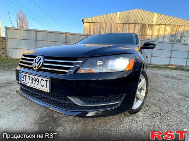 Черный Фольксваген Пассат, объемом двигателя 2.5 л и пробегом 201 тыс. км за 9900 $, фото 2 на Automoto.ua