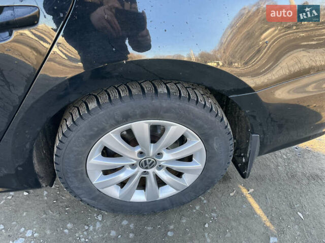 Чорний Фольксваген Пассат, об'ємом двигуна 2.5 л та пробігом 200 тис. км за 9500 $, фото 7 на Automoto.ua