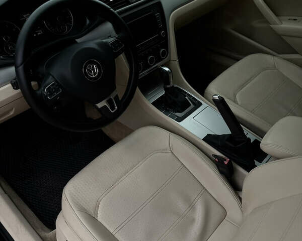 Черный Фольксваген Пассат, объемом двигателя 2.5 л и пробегом 174 тыс. км за 10500 $, фото 20 на Automoto.ua