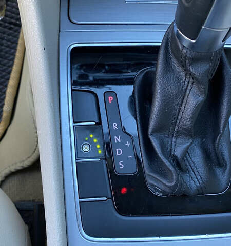 Черный Фольксваген Пассат, объемом двигателя 2.5 л и пробегом 248 тыс. км за 9100 $, фото 21 на Automoto.ua