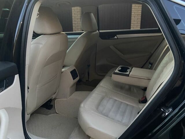 Чорний Фольксваген Пассат, об'ємом двигуна 2.5 л та пробігом 290 тис. км за 8900 $, фото 9 на Automoto.ua