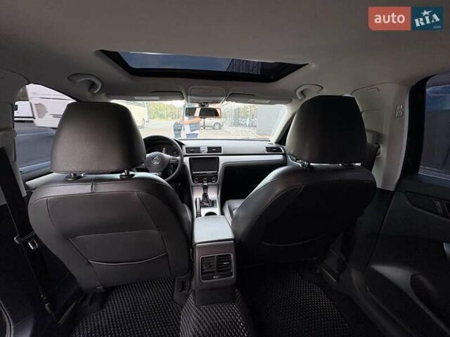 Чорний Фольксваген Пассат, об'ємом двигуна 2.5 л та пробігом 320 тис. км за 10100 $, фото 5 на Automoto.ua