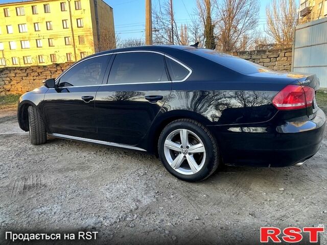 Черный Фольксваген Пассат, объемом двигателя 2.5 л и пробегом 201 тыс. км за 9900 $, фото 5 на Automoto.ua