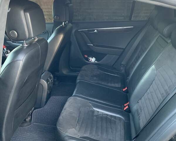 Черный Фольксваген Пассат, объемом двигателя 1.97 л и пробегом 300 тыс. км за 12000 $, фото 3 на Automoto.ua