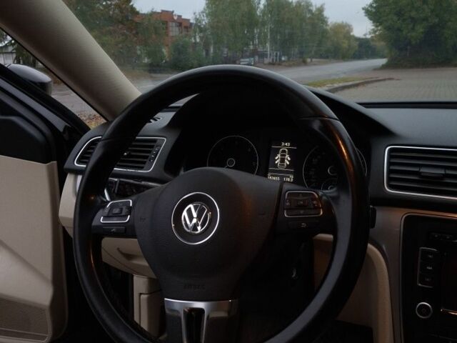 Черный Фольксваген Пассат, объемом двигателя 2 л и пробегом 185 тыс. км за 9000 $, фото 4 на Automoto.ua