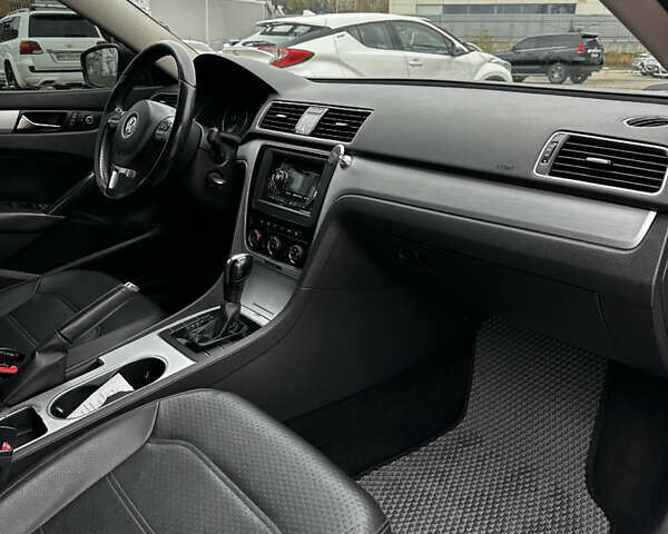 Чорний Фольксваген Пассат, об'ємом двигуна 2.5 л та пробігом 284 тис. км за 6900 $, фото 25 на Automoto.ua