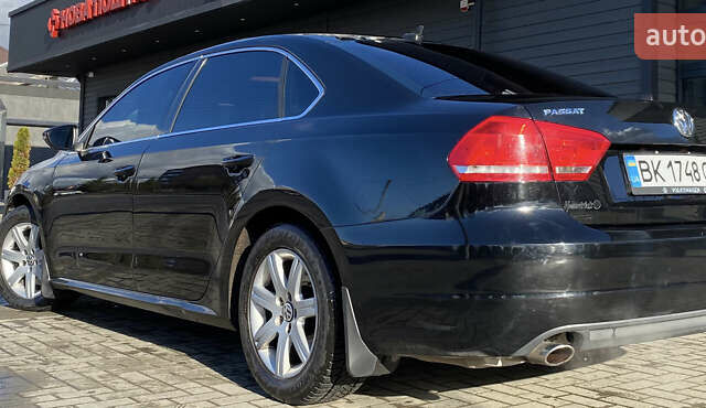 Черный Фольксваген Пассат, объемом двигателя 2.5 л и пробегом 248 тыс. км за 9100 $, фото 4 на Automoto.ua