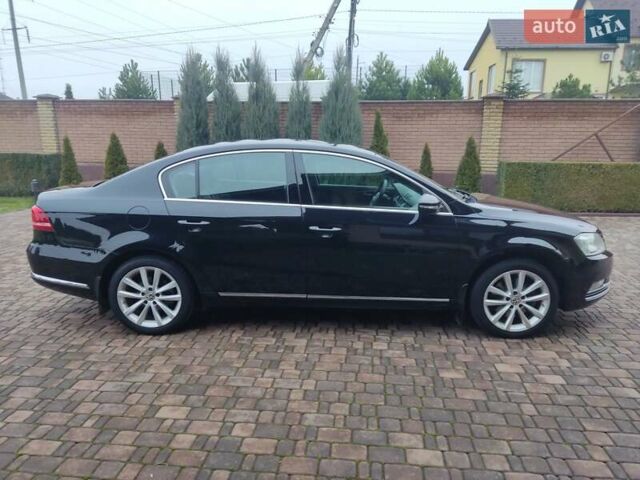 Черный Фольксваген Пассат, объемом двигателя 1.8 л и пробегом 166 тыс. км за 9999 $, фото 3 на Automoto.ua