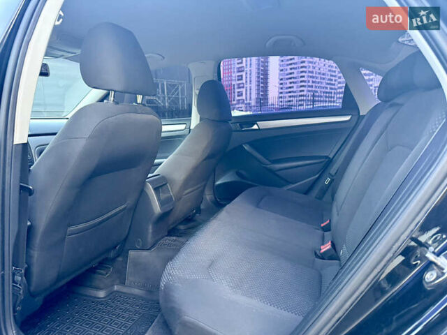 Черный Фольксваген Пассат, объемом двигателя 2.5 л и пробегом 247 тыс. км за 9200 $, фото 10 на Automoto.ua