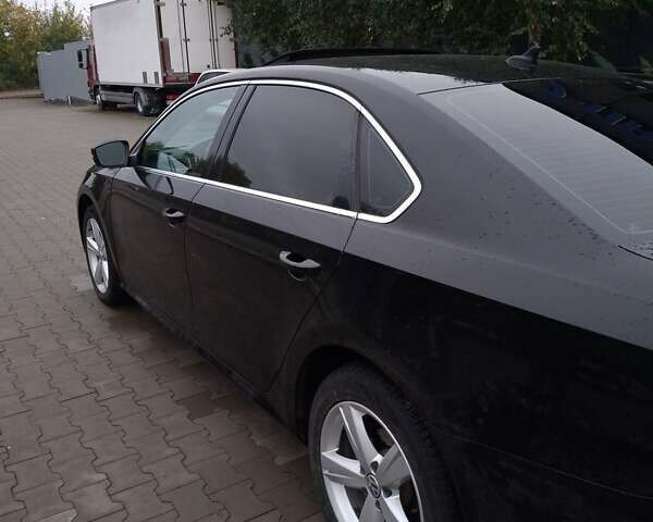Черный Фольксваген Пассат, объемом двигателя 2 л и пробегом 180 тыс. км за 9000 $, фото 4 на Automoto.ua