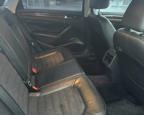 Черный Фольксваген Пассат, объемом двигателя 1.97 л и пробегом 280 тыс. км за 12000 $, фото 14 на Automoto.ua