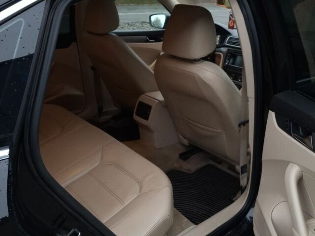 Черный Фольксваген Пассат, объемом двигателя 2 л и пробегом 185 тыс. км за 9000 $, фото 5 на Automoto.ua