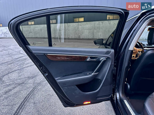 Черный Фольксваген Пассат, объемом двигателя 1.8 л и пробегом 169 тыс. км за 12999 $, фото 26 на Automoto.ua