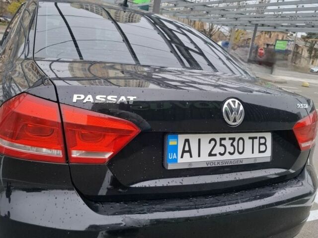 Черный Фольксваген Пассат, объемом двигателя 2.5 л и пробегом 219 тыс. км за 9500 $, фото 4 на Automoto.ua