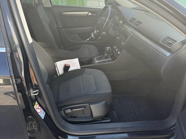 Чорний Фольксваген Пассат, об'ємом двигуна 2 л та пробігом 290 тис. км за 10000 $, фото 7 на Automoto.ua