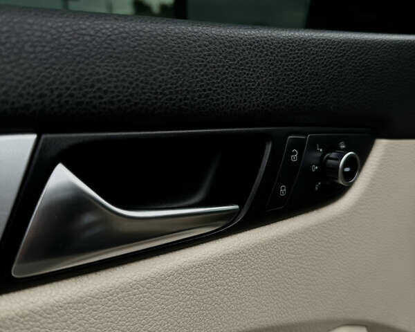 Черный Фольксваген Пассат, объемом двигателя 2.5 л и пробегом 174 тыс. км за 10500 $, фото 21 на Automoto.ua