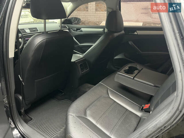 Чорний Фольксваген Пассат, об'ємом двигуна 2.5 л та пробігом 193 тис. км за 10500 $, фото 19 на Automoto.ua