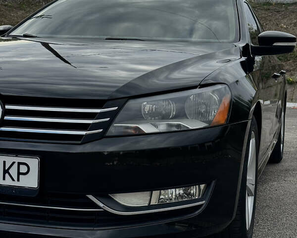Черный Фольксваген Пассат, объемом двигателя 2.5 л и пробегом 174 тыс. км за 10500 $, фото 3 на Automoto.ua