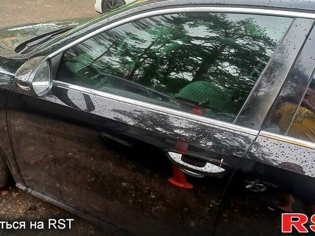 Черный Фольксваген Пассат, объемом двигателя 2.5 л и пробегом 288 тыс. км за 9300 $, фото 5 на Automoto.ua