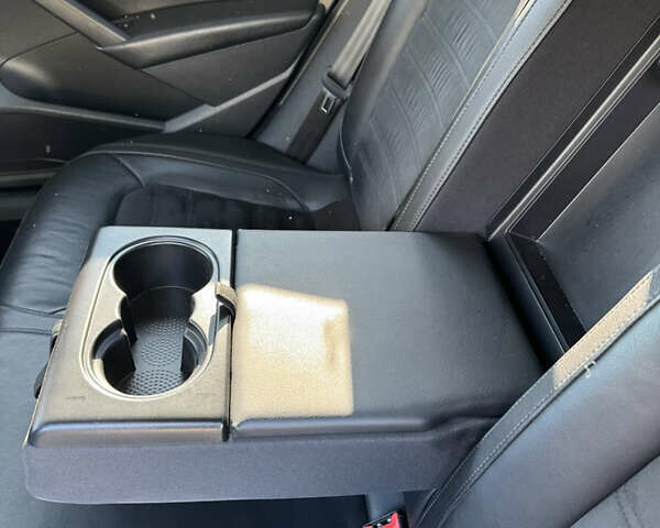 Черный Фольксваген Пассат, объемом двигателя 2.48 л и пробегом 159 тыс. км за 13500 $, фото 24 на Automoto.ua