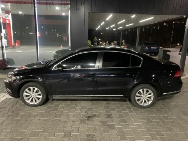 Черный Фольксваген Пассат, объемом двигателя 1.8 л и пробегом 200 тыс. км за 8500 $, фото 3 на Automoto.ua