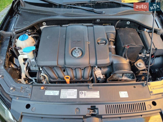 Черный Фольксваген Пассат, объемом двигателя 2.5 л и пробегом 222 тыс. км за 6999 $, фото 17 на Automoto.ua