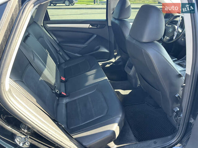 Чорний Фольксваген Пассат, об'ємом двигуна 2.48 л та пробігом 194 тис. км за 9200 $, фото 8 на Automoto.ua