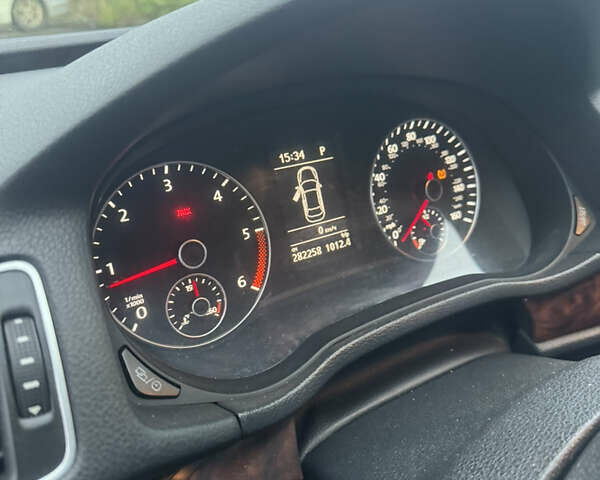 Черный Фольксваген Пассат, объемом двигателя 1.97 л и пробегом 280 тыс. км за 12000 $, фото 19 на Automoto.ua