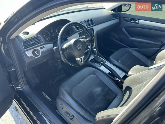 Чорний Фольксваген Пассат, об'ємом двигуна 2.48 л та пробігом 194 тис. км за 9200 $, фото 5 на Automoto.ua