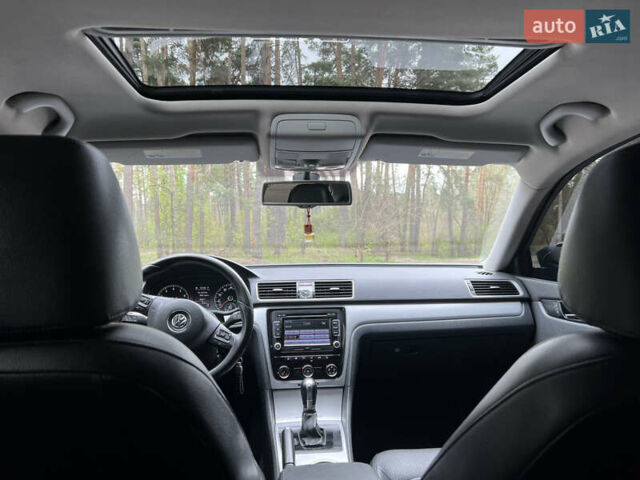 Черный Фольксваген Пассат, объемом двигателя 2.5 л и пробегом 270 тыс. км за 10000 $, фото 6 на Automoto.ua