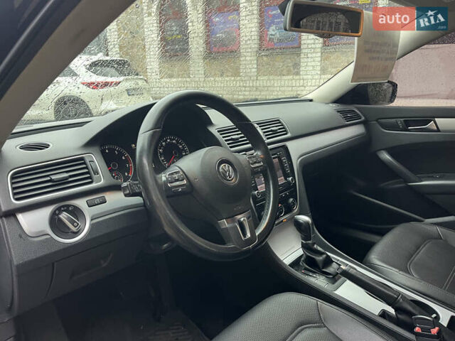 Чорний Фольксваген Пассат, об'ємом двигуна 2.5 л та пробігом 193 тис. км за 10500 $, фото 11 на Automoto.ua