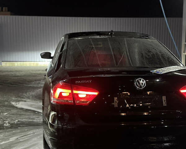 Фольксваген Пассат 2012 в Хмельницком на Automoto.ua Черный Фольксваген Пассат, объемом двигателя 2.48 л и пробегом 215 тыс. км за 10499 $, фото 22 на Automoto.ua