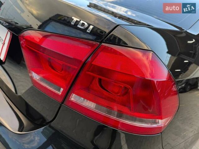 Черный Фольксваген Пассат, объемом двигателя 2 л и пробегом 172 тыс. км за 13400 $, фото 15 на Automoto.ua