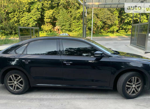 Чорний Фольксваген Пассат, об'ємом двигуна 2.48 л та пробігом 180 тис. км за 9000 $, фото 2 на Automoto.ua