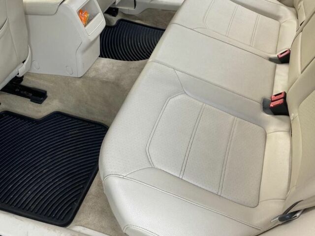 Черный Фольксваген Пассат, объемом двигателя 2.5 л и пробегом 190 тыс. км за 7500 $, фото 2 на Automoto.ua