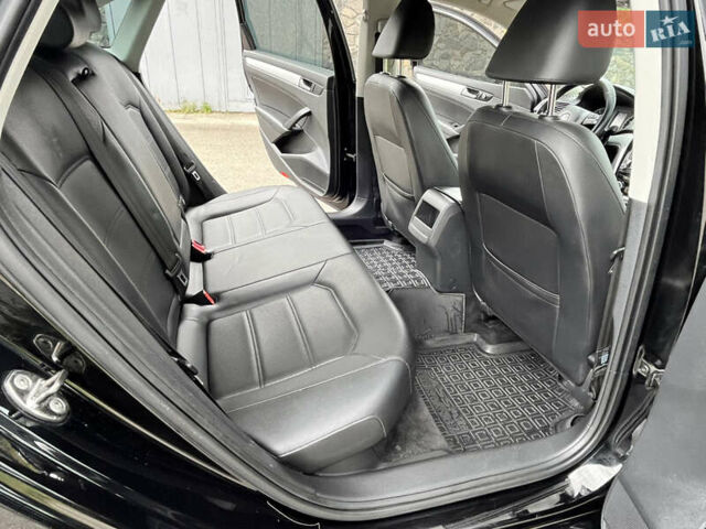 Чорний Фольксваген Пассат, об'ємом двигуна 2.48 л та пробігом 205 тис. км за 10900 $, фото 19 на Automoto.ua