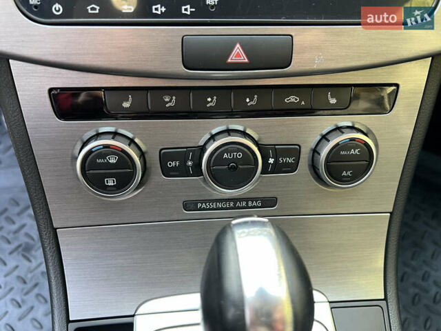 Черный Фольксваген Пассат, объемом двигателя 1.97 л и пробегом 228 тыс. км за 12000 $, фото 47 на Automoto.ua