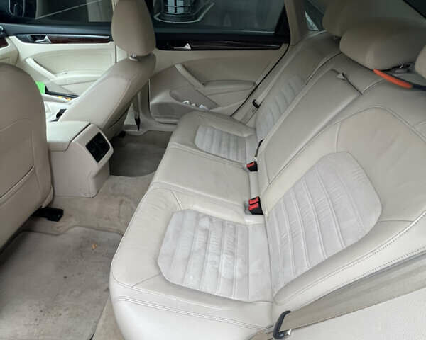 Черный Фольксваген Пассат, объемом двигателя 2 л и пробегом 139 тыс. км за 12000 $, фото 7 на Automoto.ua