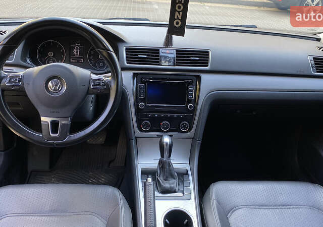 Черный Фольксваген Пассат, объемом двигателя 0 л и пробегом 300 тыс. км за 10500 $, фото 9 на Automoto.ua