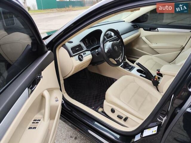 Черный Фольксваген Пассат, объемом двигателя 2.48 л и пробегом 229 тыс. км за 10000 $, фото 9 на Automoto.ua