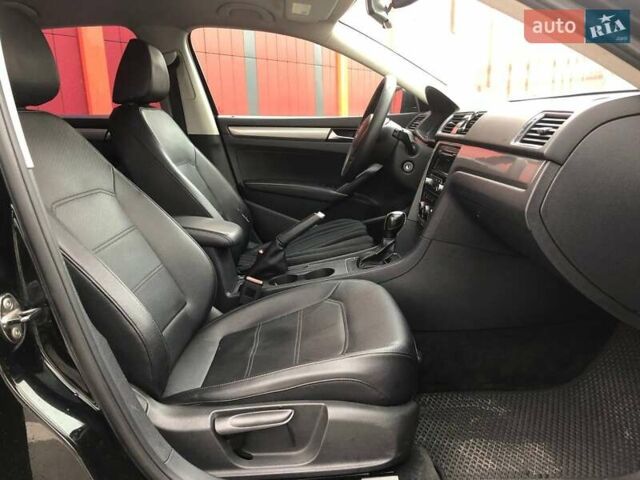 Черный Фольксваген Пассат, объемом двигателя 2.48 л и пробегом 329 тыс. км за 8790 $, фото 9 на Automoto.ua