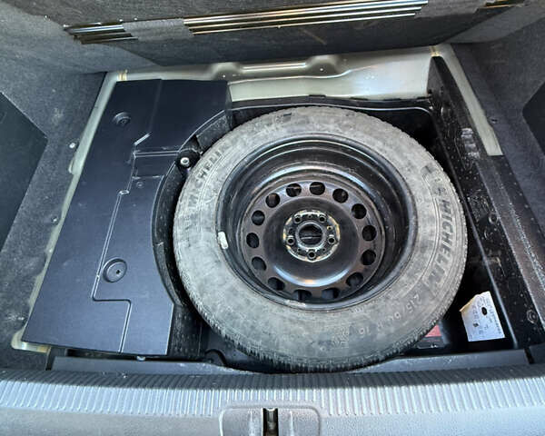 Чорний Фольксваген Пассат, об'ємом двигуна 2 л та пробігом 272 тис. км за 12999 $, фото 22 на Automoto.ua