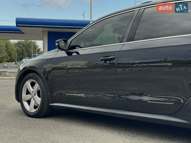 Черный Фольксваген Пассат, объемом двигателя 2.5 л и пробегом 174 тыс. км за 10500 $, фото 6 на Automoto.ua