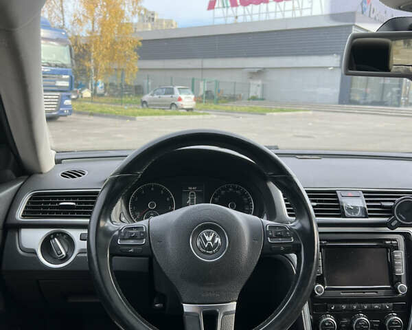 Чорний Фольксваген Пассат, об'ємом двигуна 2.5 л та пробігом 260 тис. км за 9500 $, фото 13 на Automoto.ua